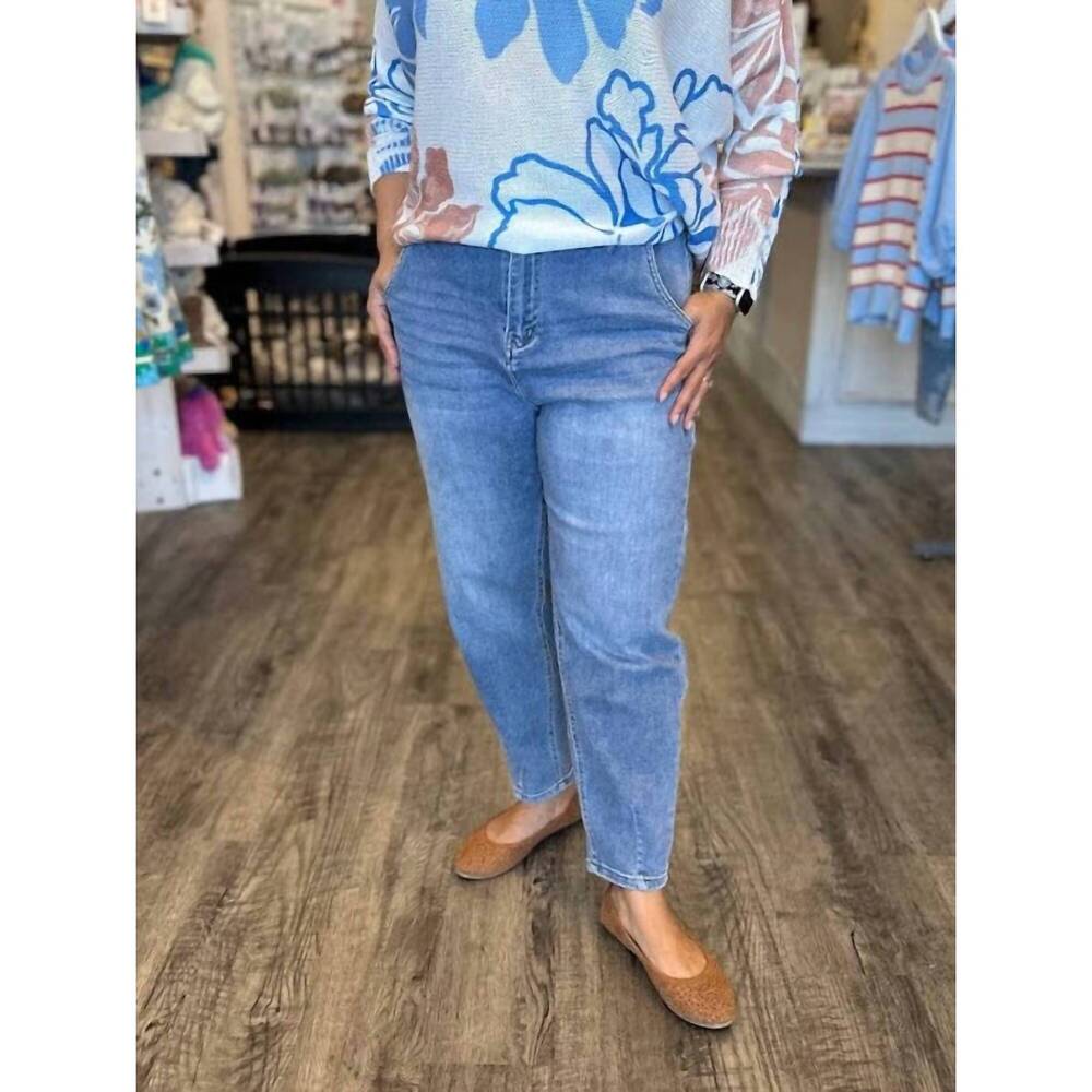 NEW YOLLY barrel tapered ankle jean in blue